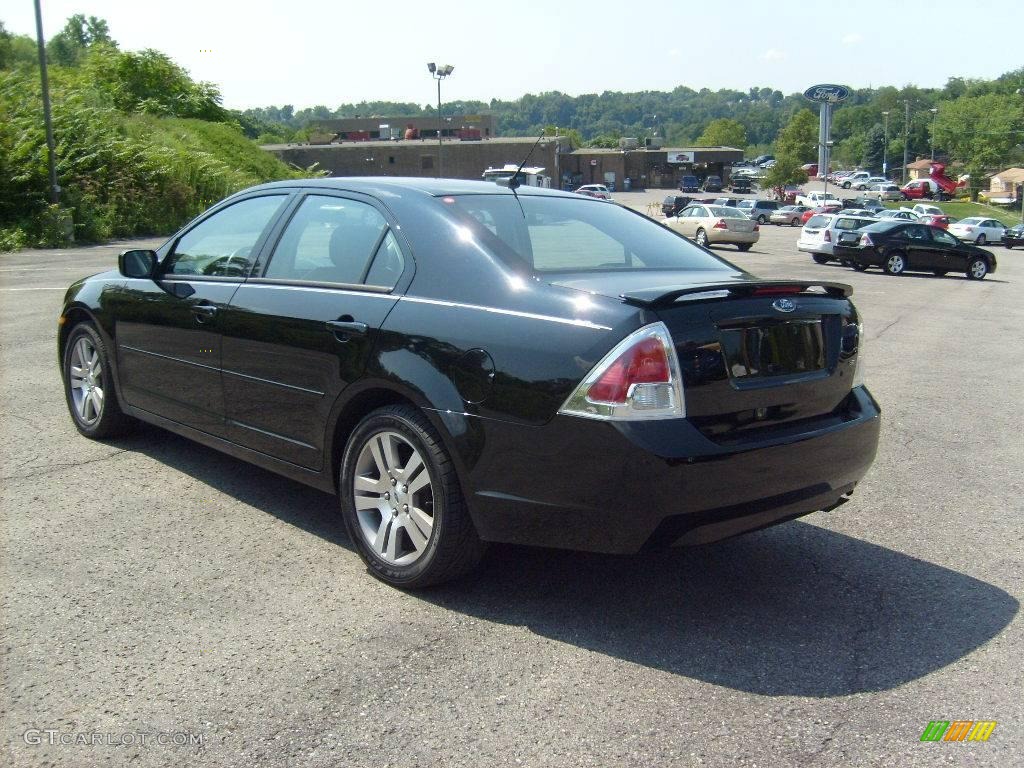 2007 Fusion SE - Black / Charcoal Black photo #5