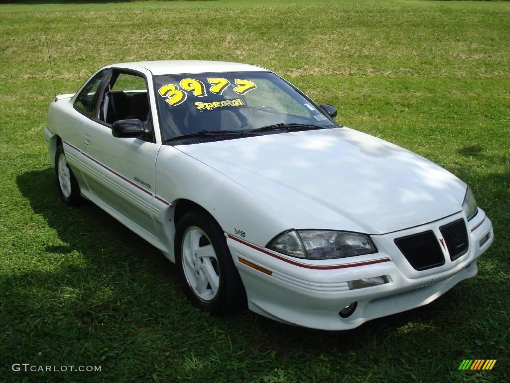 1994 Grand Am GT Coupe - Bright White / Dark Gray photo #2