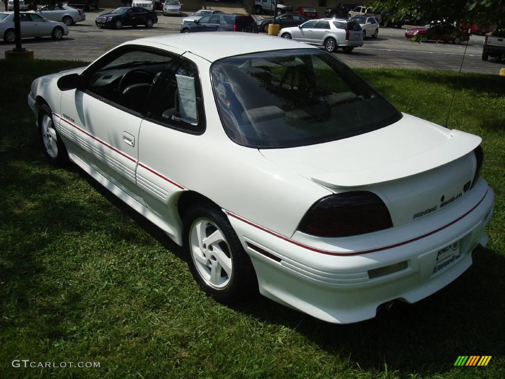 1994 Grand Am GT Coupe - Bright White / Dark Gray photo #8