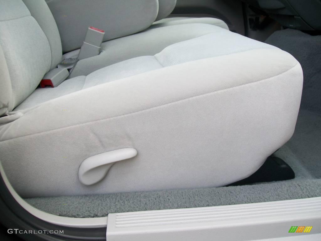 2005 Crown Victoria  - Midnight Grey Metallic / Light Flint photo #22