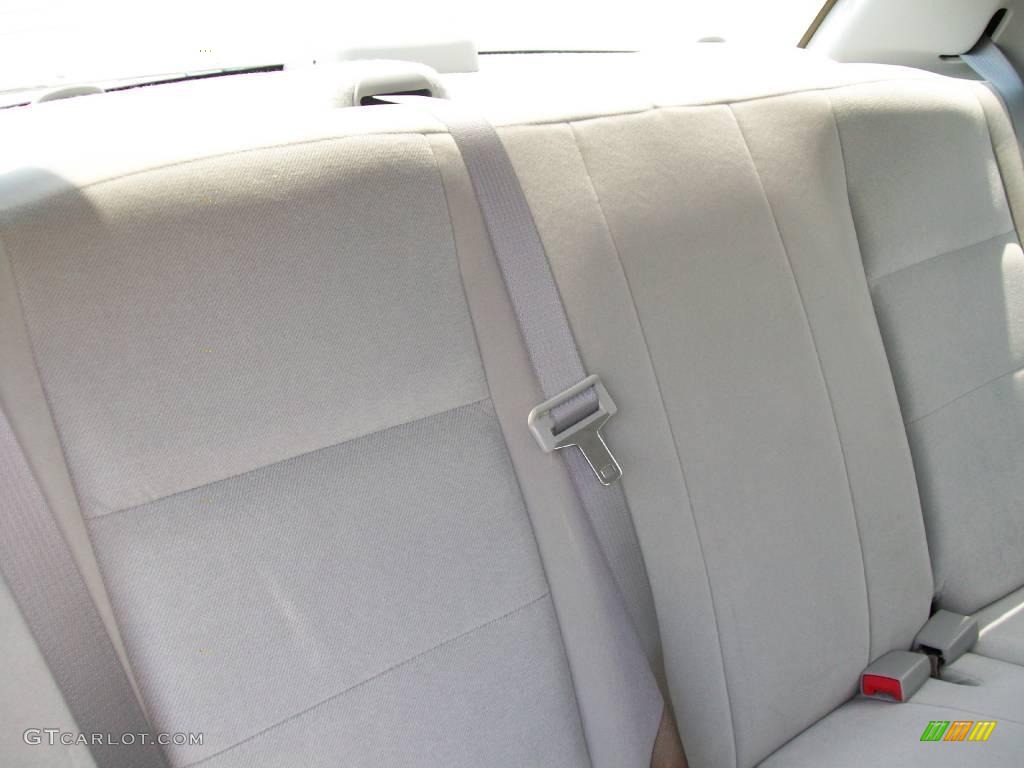 2005 Crown Victoria  - Midnight Grey Metallic / Light Flint photo #25