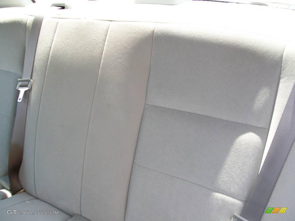 2005 Crown Victoria  - Midnight Grey Metallic / Light Flint photo #30