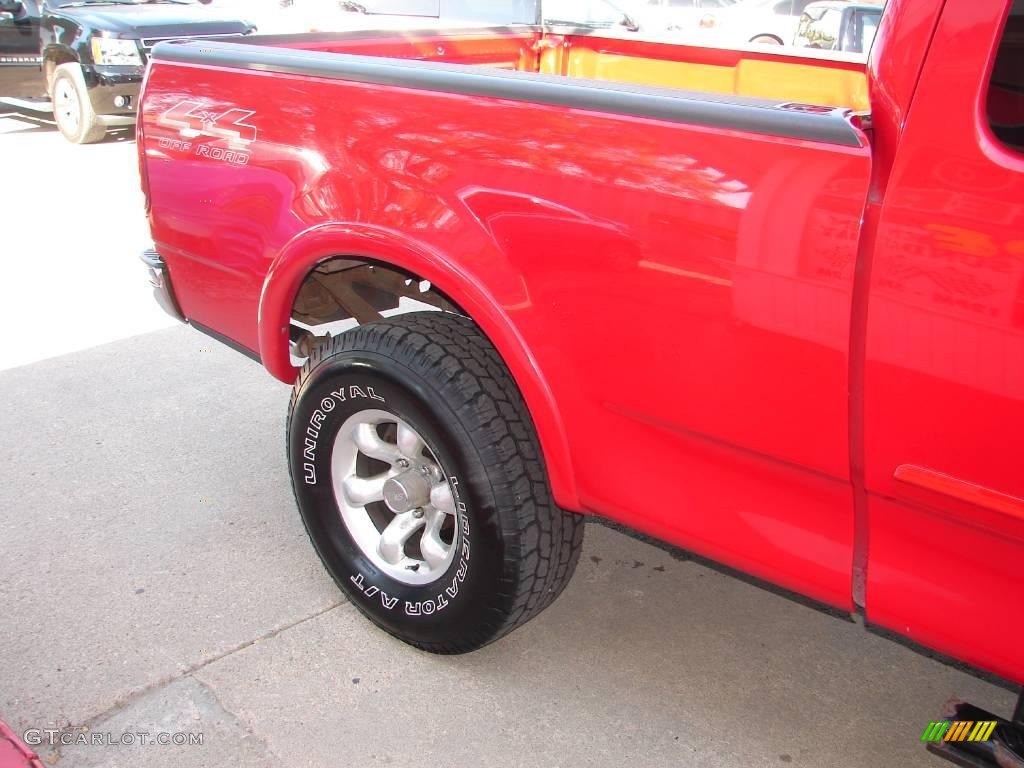 1999 F150 XLT Extended Cab 4x4 - Bright Red / Dark Graphite photo #10