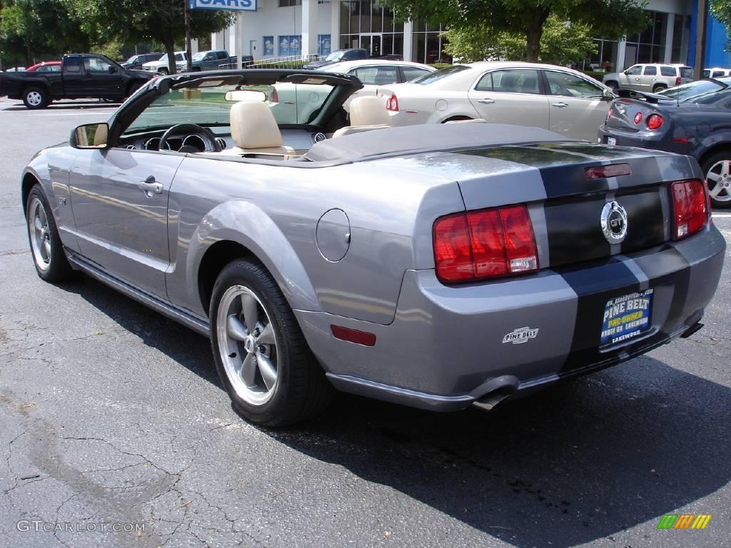 2006 Mustang GT Premium Convertible - Tungsten Grey Metallic / Light Parchment photo #6