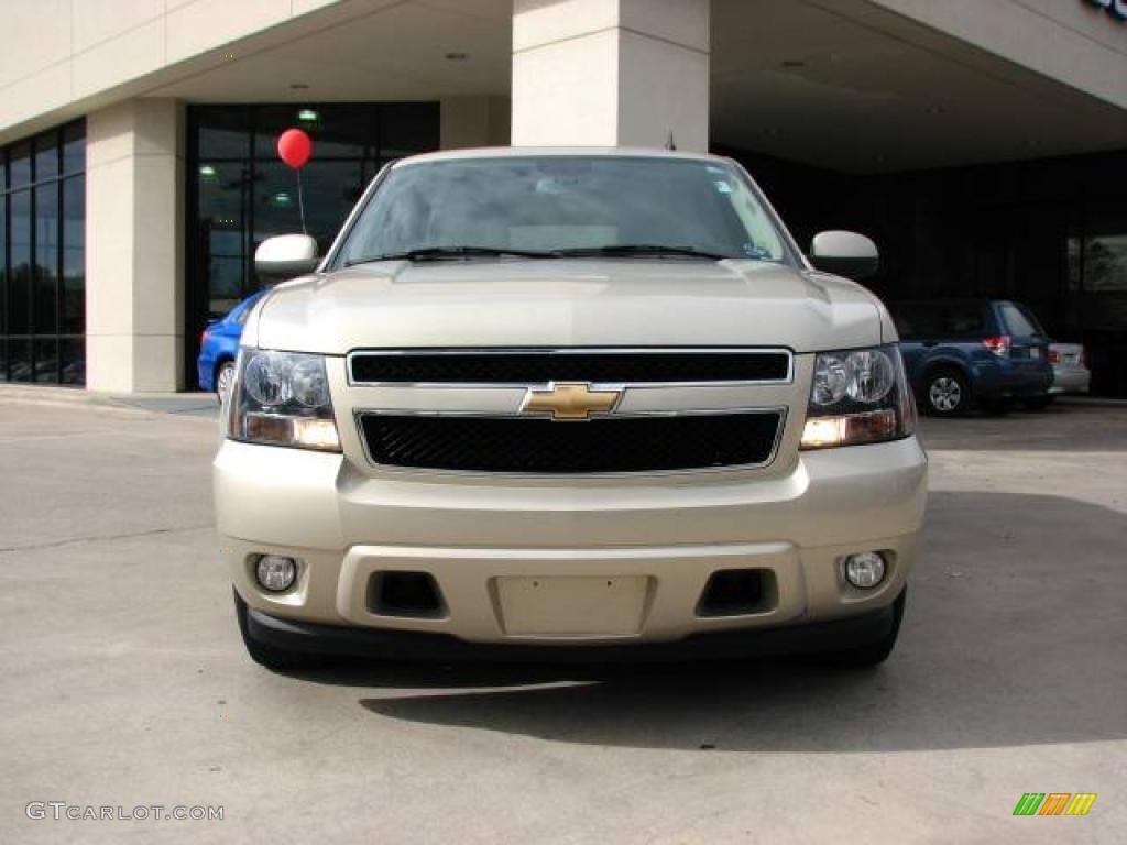 2007 Tahoe LT - Gold Mist Metallic / Light Cashmere/Ebony photo #2