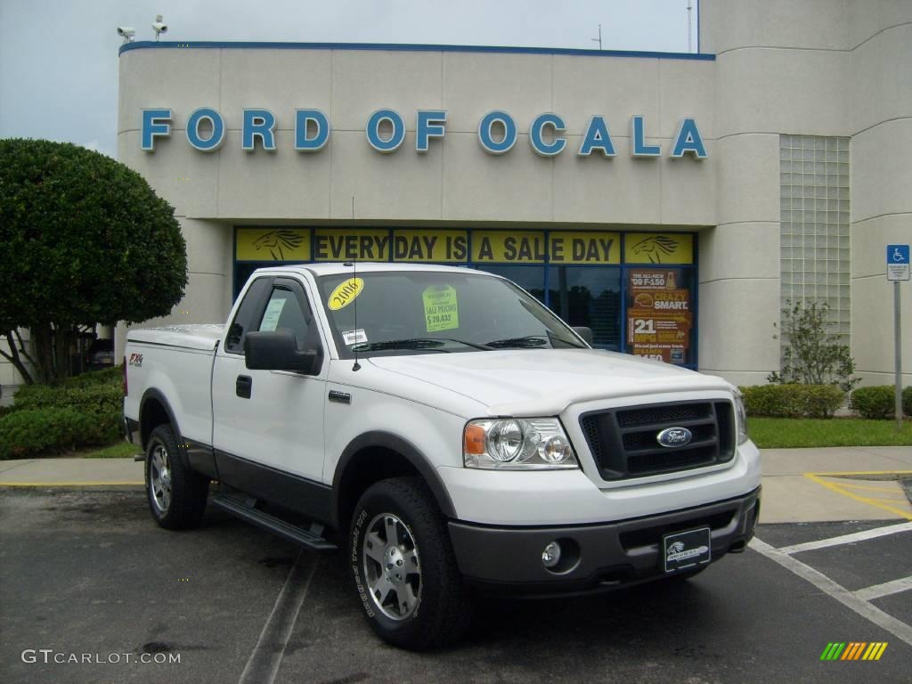 2006 F150 FX4 Regular Cab 4x4 - Oxford White / Black/Medium Flint photo #1