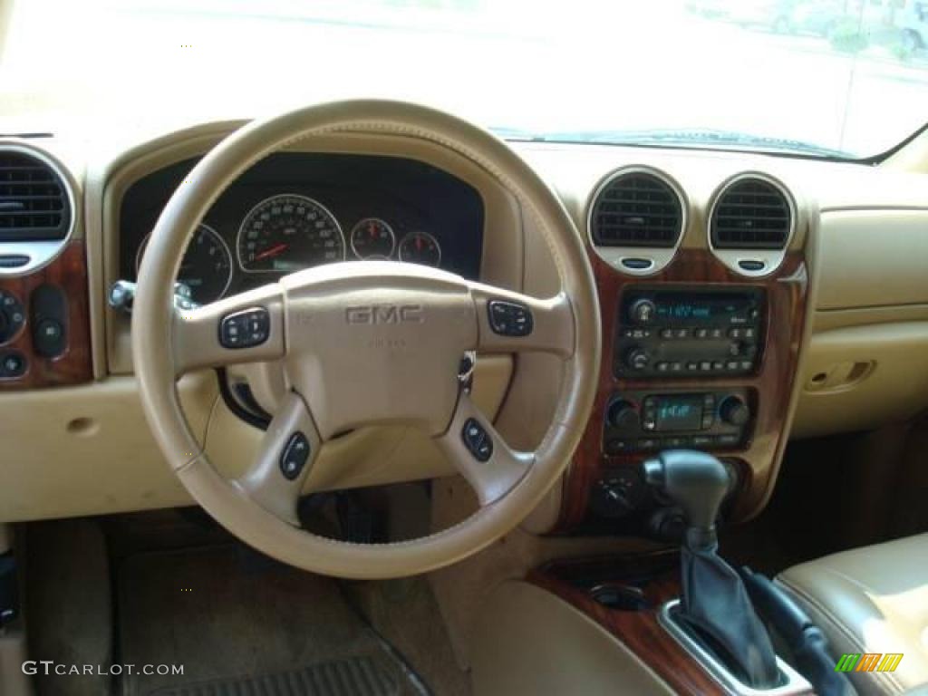 2003 Envoy SLT 4x4 - Silver Green Metallic / Light Oak photo #12