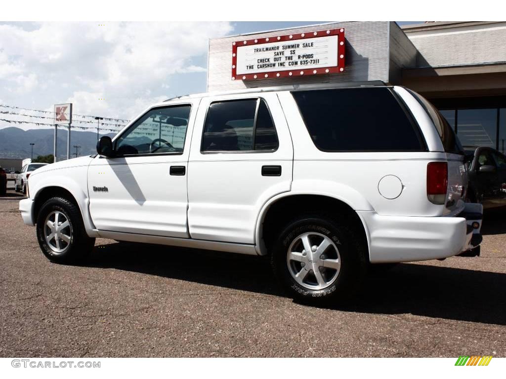 1998 Bravada AWD - White / Graphite photo #5