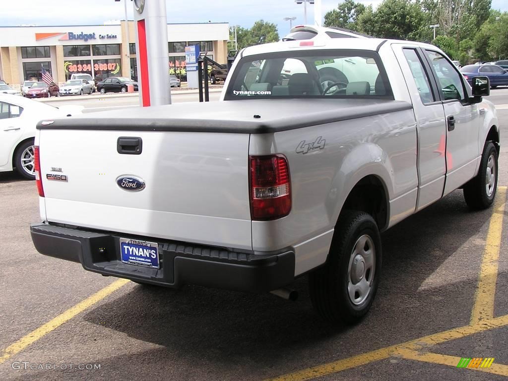 2006 F150 XL SuperCab 4x4 - Oxford White / Medium/Dark Flint photo #6