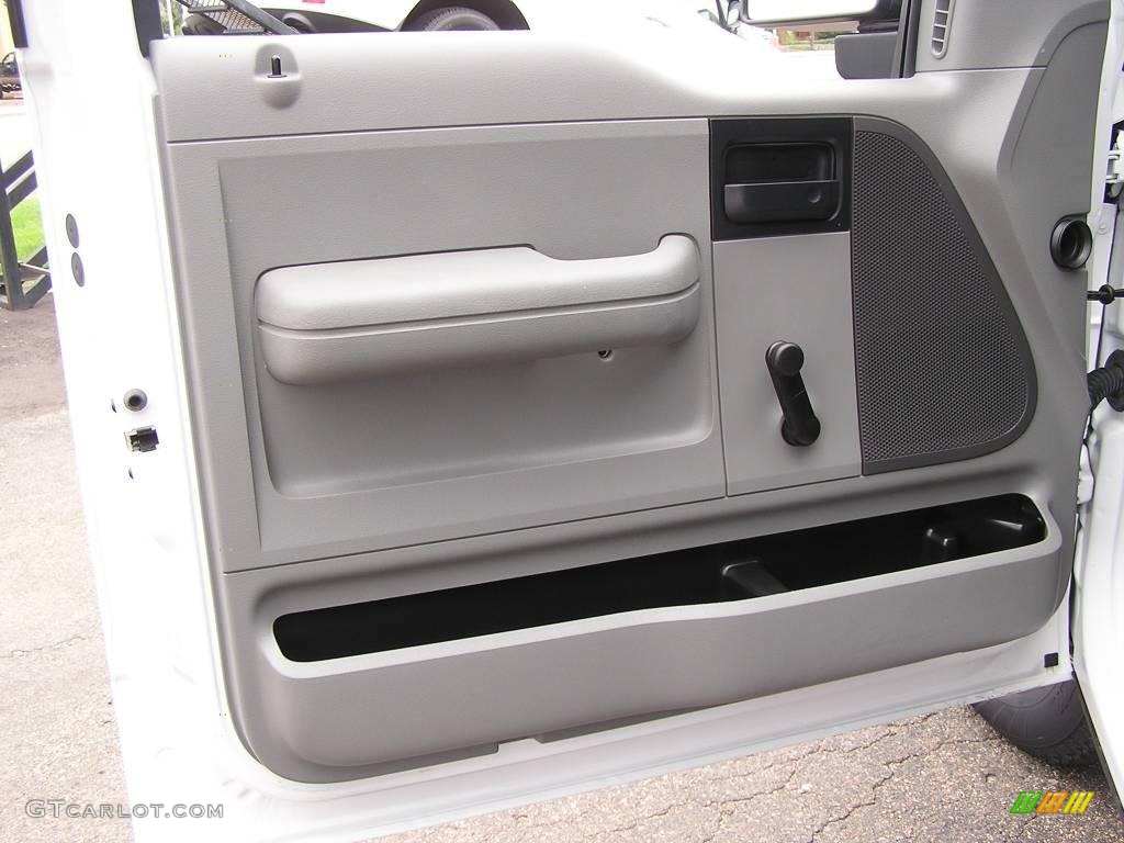2006 F150 XL SuperCab 4x4 - Oxford White / Medium/Dark Flint photo #12