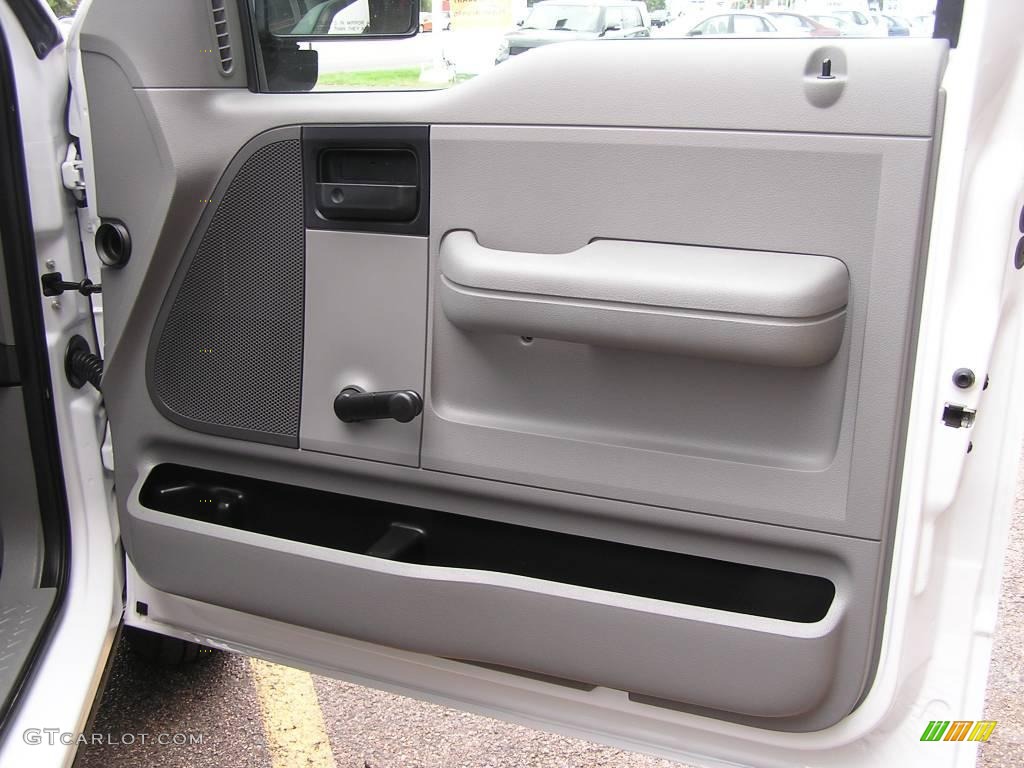 2006 F150 XL SuperCab 4x4 - Oxford White / Medium/Dark Flint photo #14