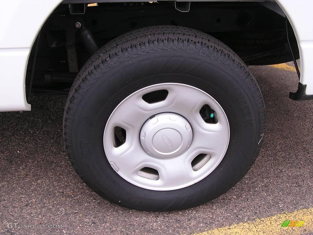 2006 F150 XL SuperCab 4x4 - Oxford White / Medium/Dark Flint photo #18