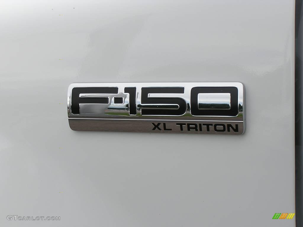 2006 F150 XL SuperCab 4x4 - Oxford White / Medium/Dark Flint photo #19