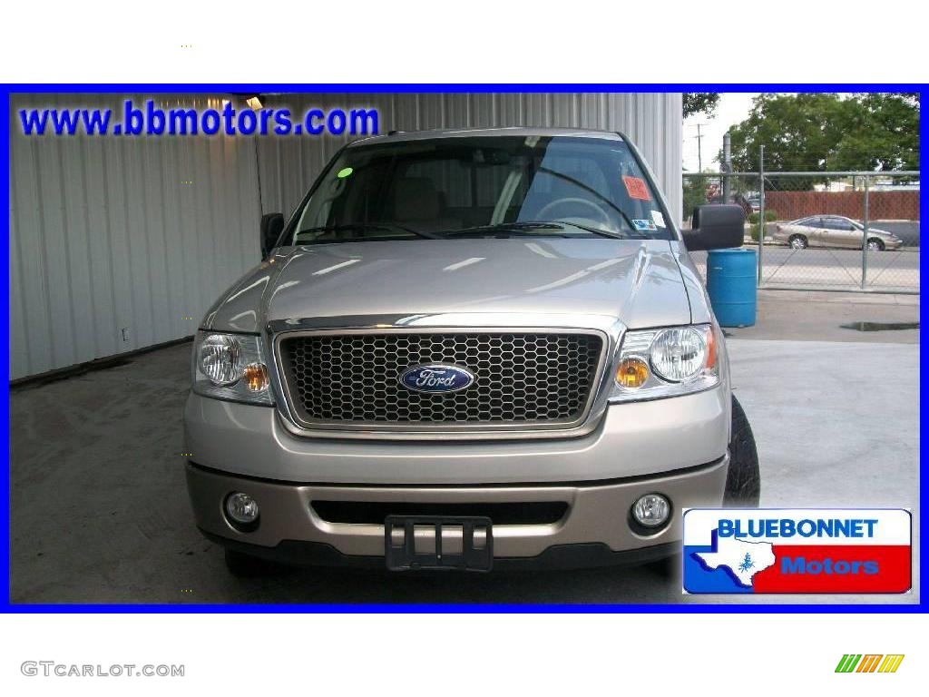 2006 F150 Lariat SuperCrew - Smokestone Metallic / Tan photo #2