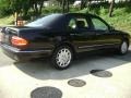 Black - E 320 Sedan Photo No. 5