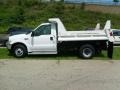 2002 Oxford White Ford F350 Super Duty XL Regular Cab Chassis Dump Truck  photo #2
