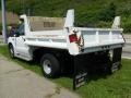 2002 Oxford White Ford F350 Super Duty XL Regular Cab Chassis Dump Truck  photo #3