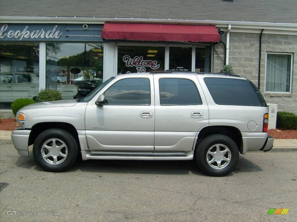 2004 Yukon Denali AWD - Silver Birch Metallic / Stone Gray photo #2