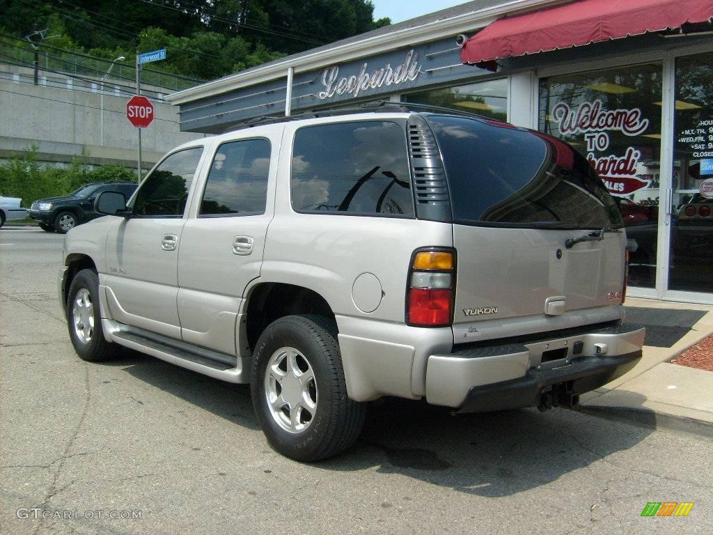2004 Yukon Denali AWD - Silver Birch Metallic / Stone Gray photo #3