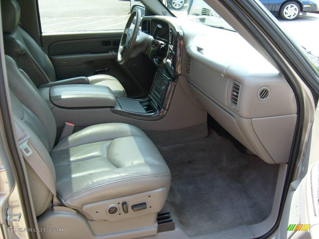 2004 Yukon Denali AWD - Silver Birch Metallic / Stone Gray photo #13