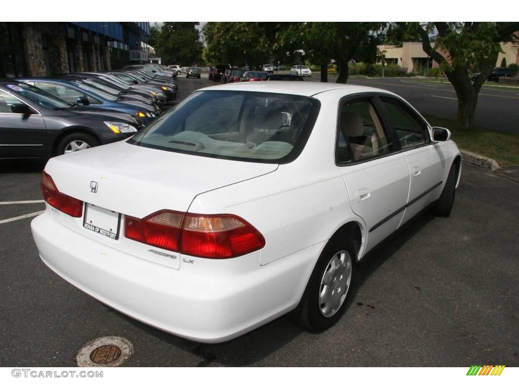 1998 Accord LX Sedan - Taffeta White / Ivory photo #5