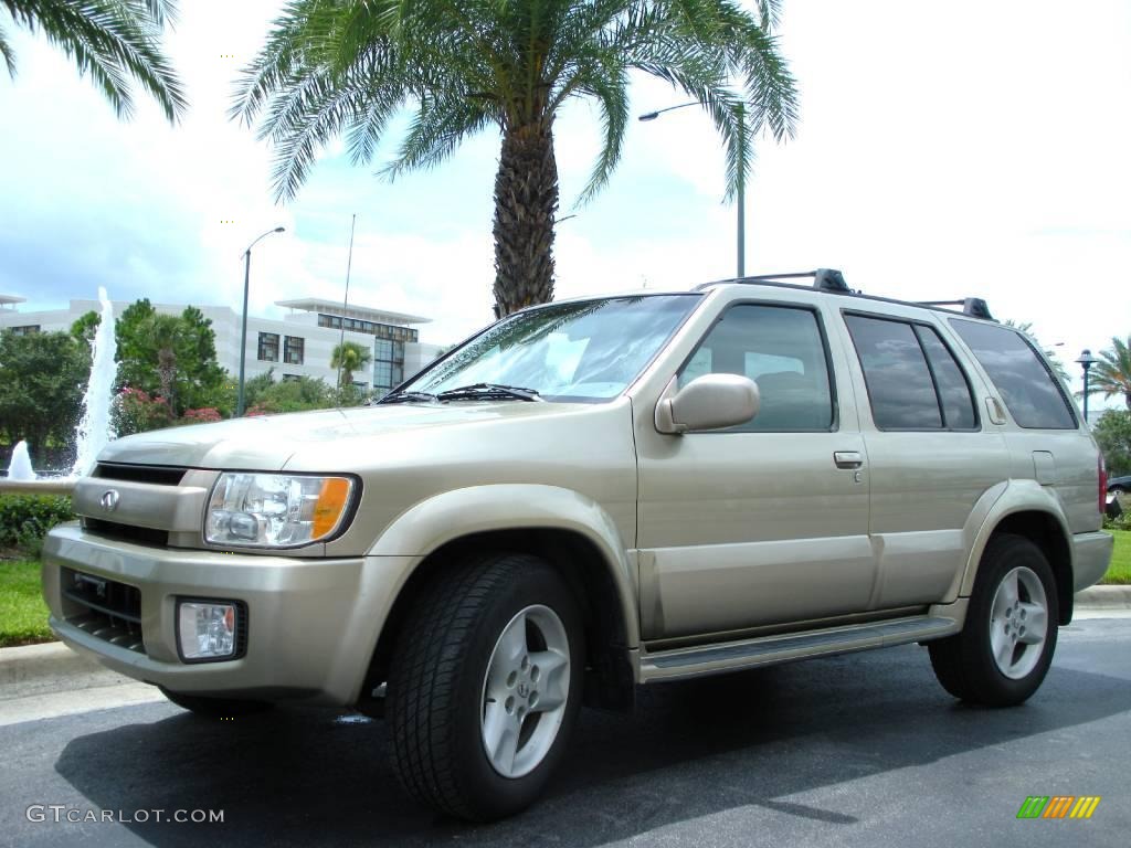 2002 QX4 4x4 - Golden Sand Metallic / Stone Beige photo #2