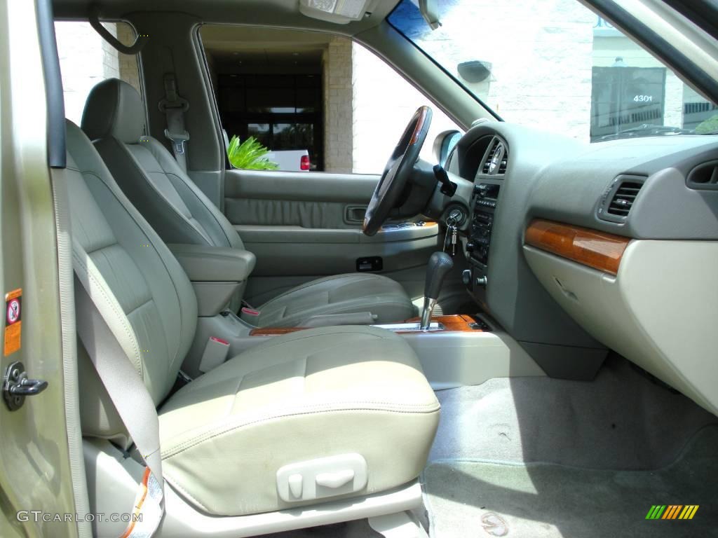 2002 QX4 4x4 - Golden Sand Metallic / Stone Beige photo #15