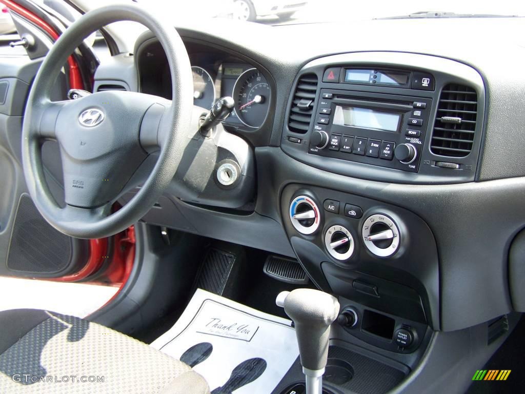 2007 Accent GS Coupe - Tango Red / Black photo #11