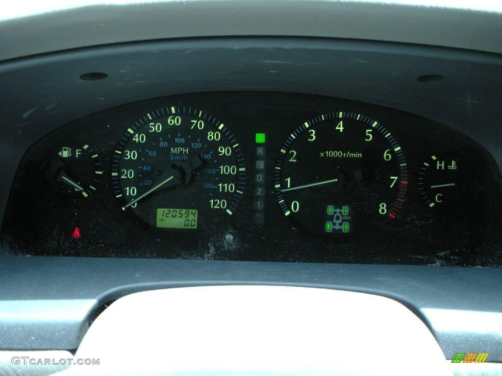 2002 QX4 4x4 - Golden Sand Metallic / Stone Beige photo #18