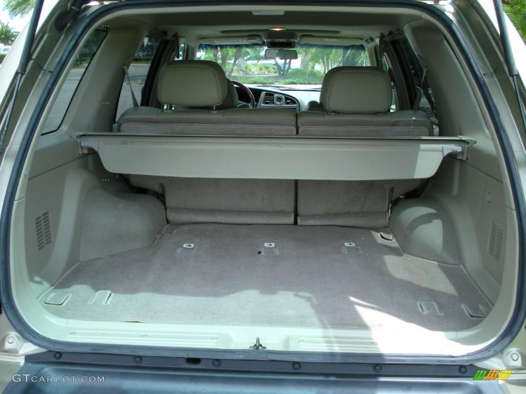 2002 QX4 4x4 - Golden Sand Metallic / Stone Beige photo #21