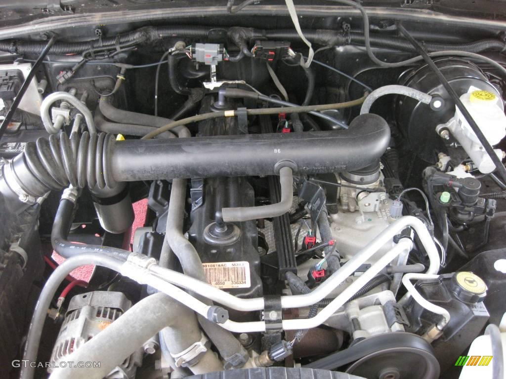 2004 Wrangler X 4x4 - Black / Dark Slate Gray photo #18