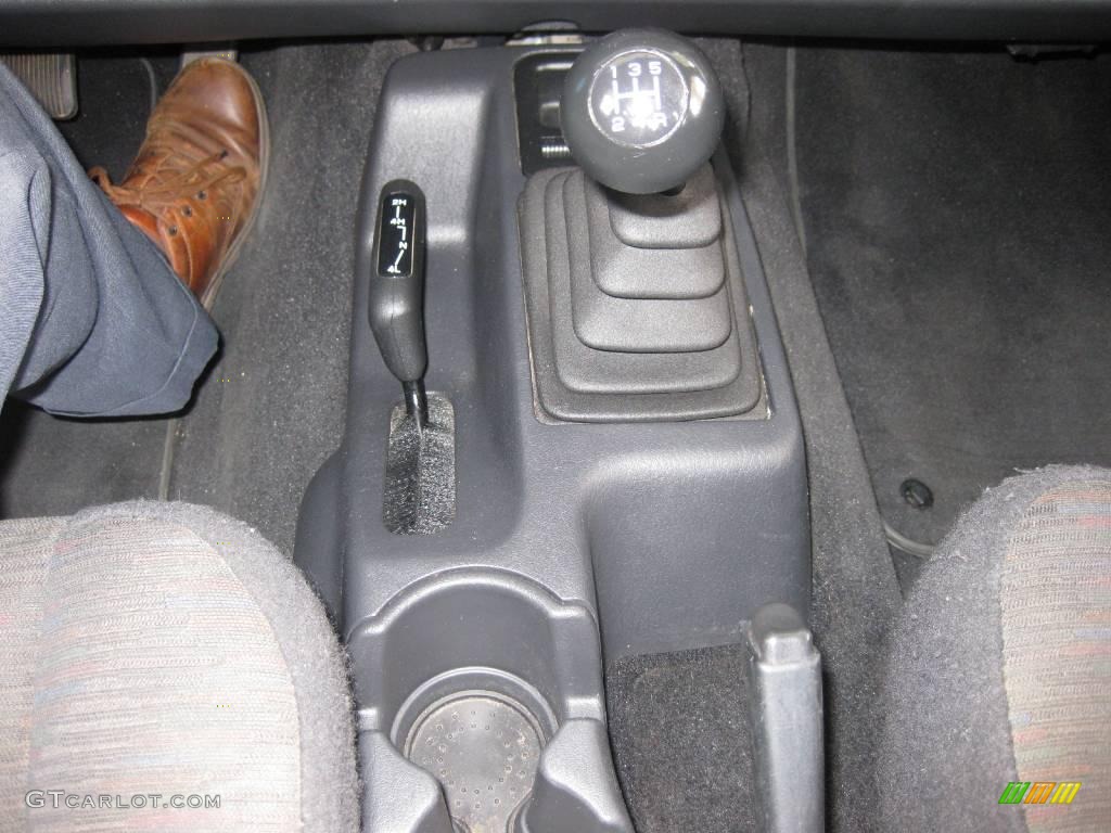 2004 Wrangler X 4x4 - Black / Dark Slate Gray photo #21