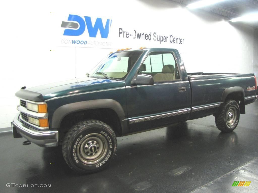 1998 C/K 3500 K3500 Cheyenne Regular Cab 4x4 - Meadow Green Metallic / Neutral photo #2