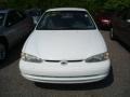 White - Prizm  Photo No. 6