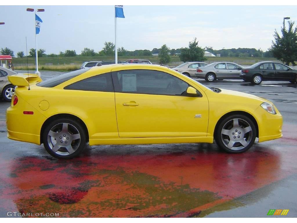 2005 Cobalt SS Supercharged Coupe - Rally Yellow / Ebony photo #6