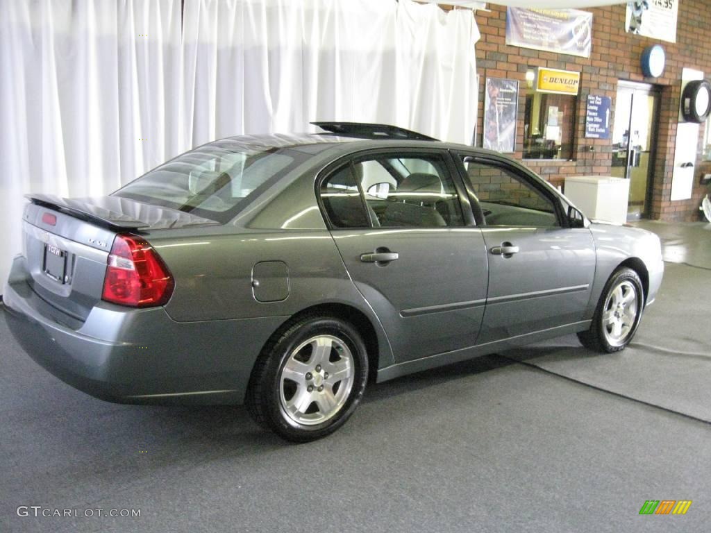 2005 Malibu LT V6 Sedan - Medium Gray Metallic / Gray photo #3