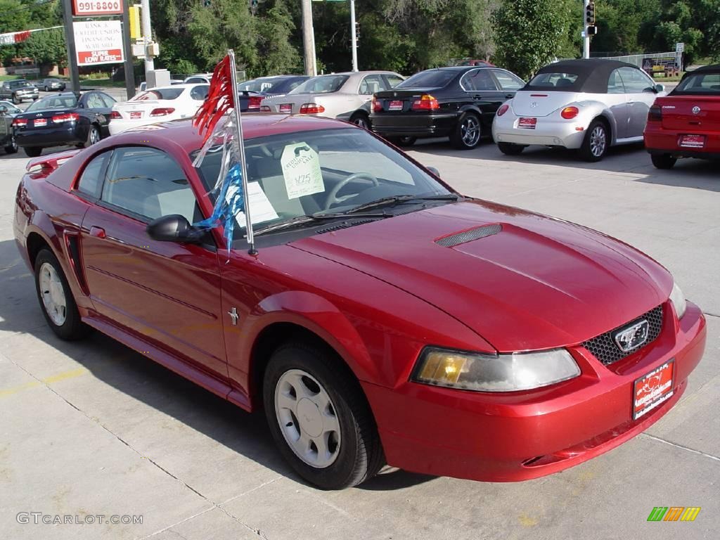 2001 Mustang V6 Coupe - Laser Red Metallic / Medium Graphite photo #2