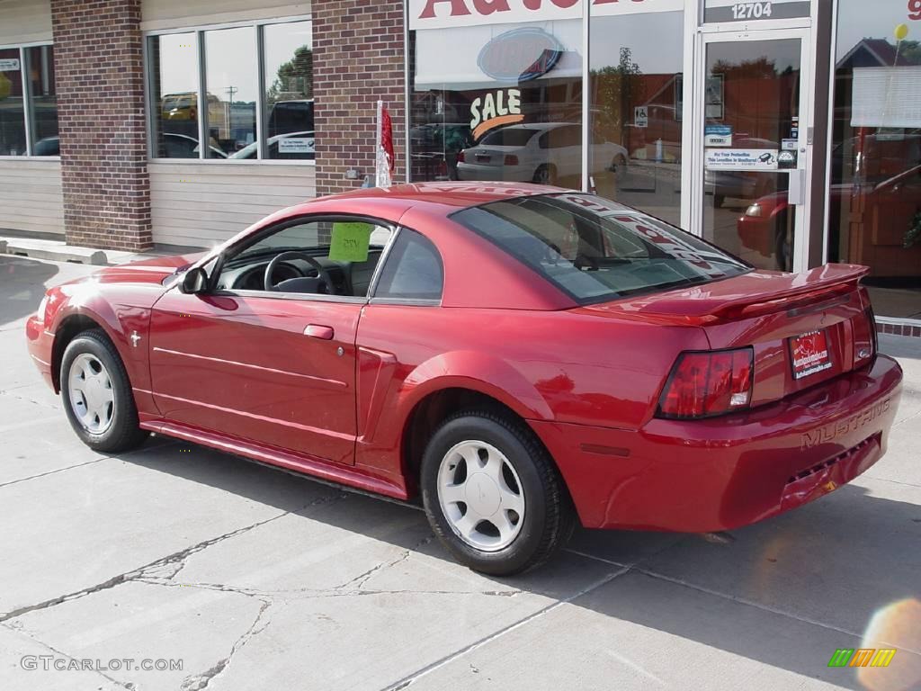 2001 Mustang V6 Coupe - Laser Red Metallic / Medium Graphite photo #4