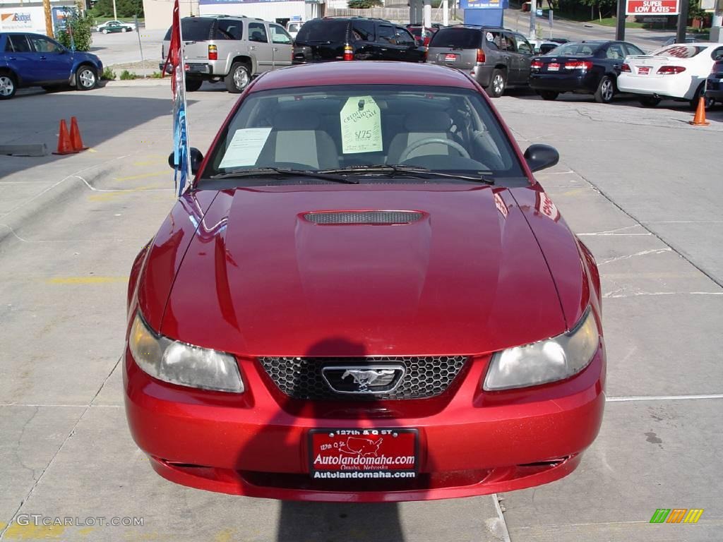 2001 Mustang V6 Coupe - Laser Red Metallic / Medium Graphite photo #5