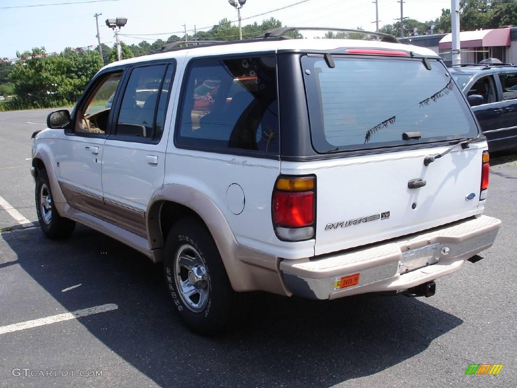 1996 Explorer Eddie Bauer 4x4 - Oxford White / Beige photo #6