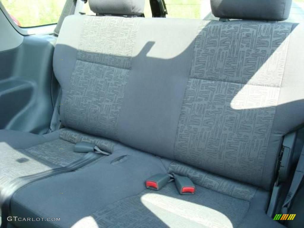 2001 Rodeo Sport S 4WD - Bright Silver Metallic / Gray photo #9