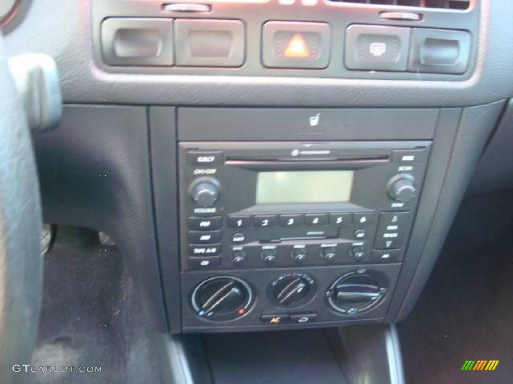 2003 Jetta GLS TDI Sedan - Reflex Silver Metallic / Black photo #18