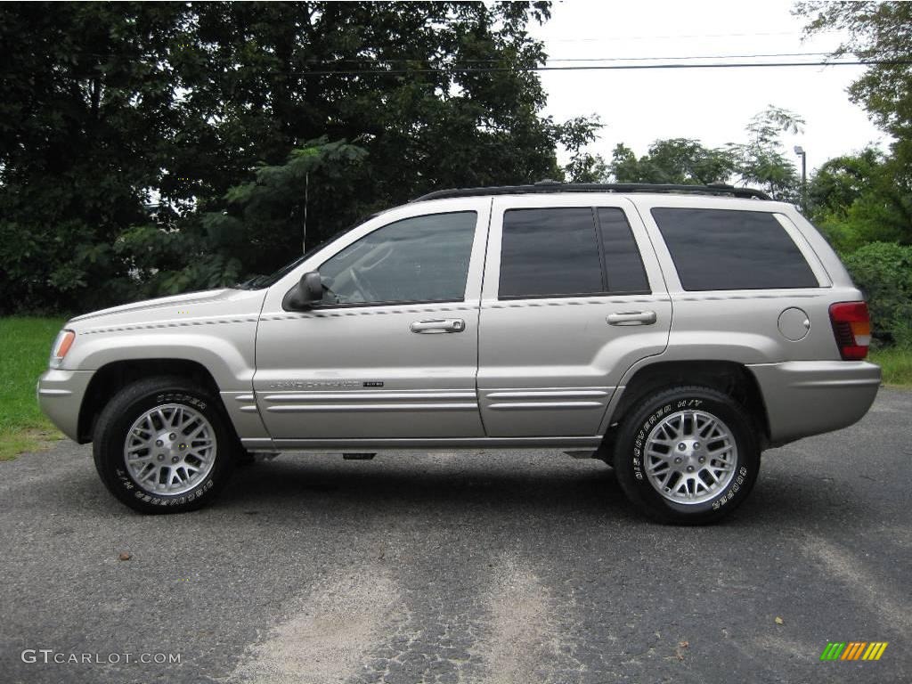 2004 Grand Cherokee Limited - Light Pewter Metallic / Sandstone photo #5