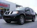 Super Black - Pathfinder SE Photo No. 2