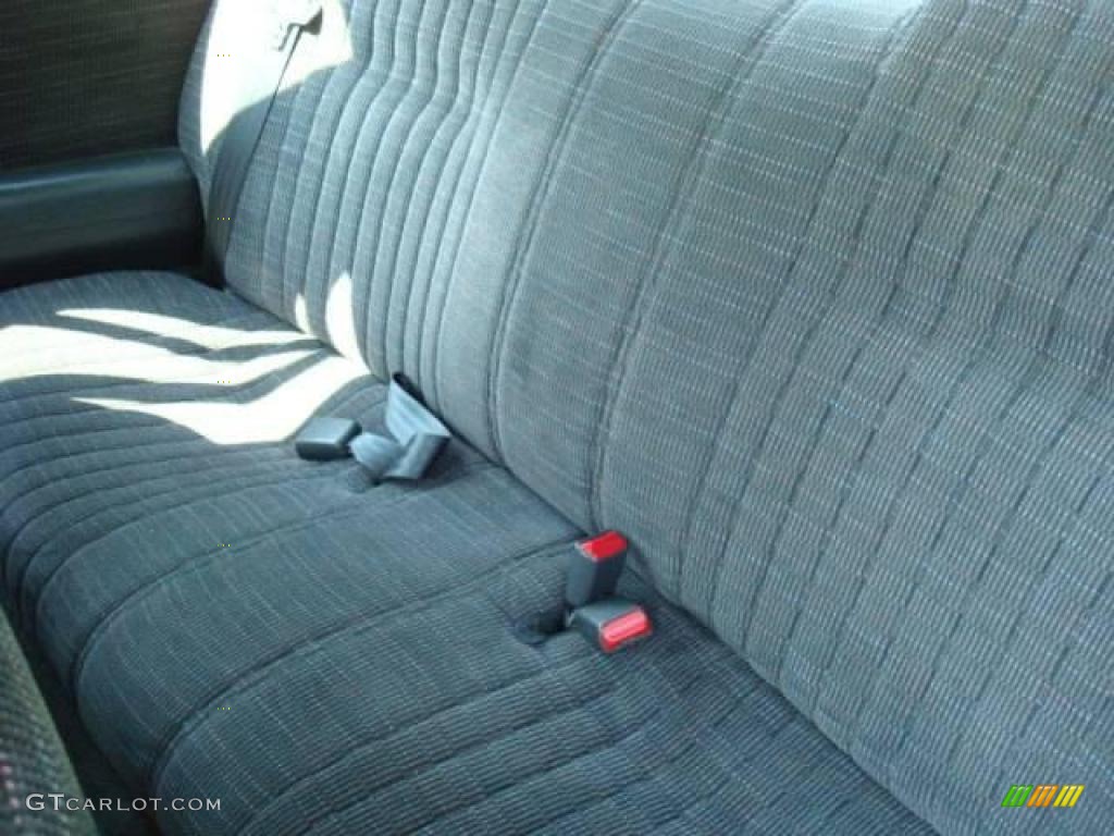 1996 Grand Prix SE Coupe - Bright Red / Graphite Gray photo #12