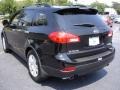 Obsidian Black Pearl - Tribeca Limited 5 Passenger Photo No. 5