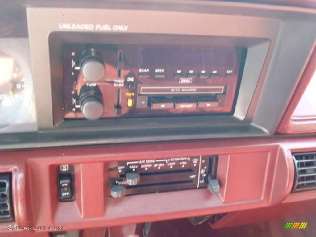 1990 Cutlass Ciera SL Cruiser Wagon - Dark Maple Red Metallic / Burgundy Red photo #13