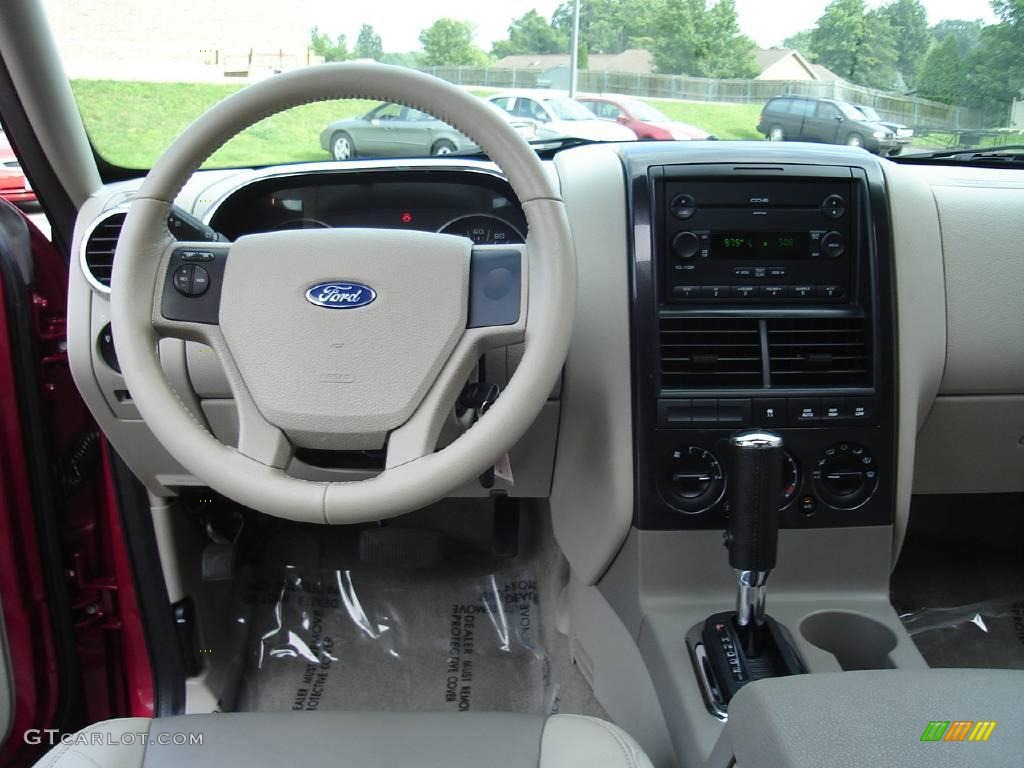 2006 Explorer XLT 4x4 - Redfire Metallic / Stone photo #20