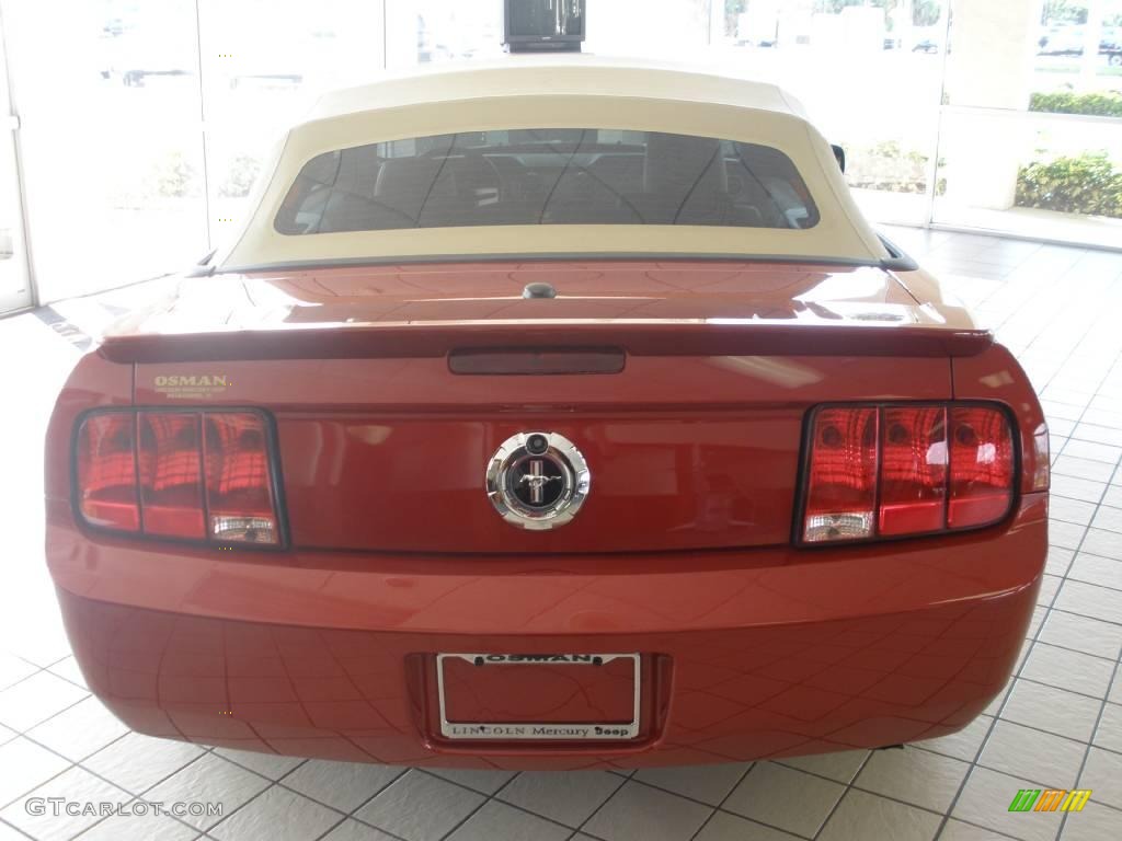 2008 Mustang V6 Premium Convertible - Dark Candy Apple Red / Medium Parchment photo #25