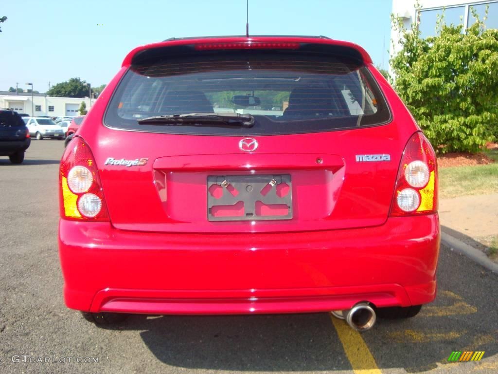 2003 Protege 5 Wagon - Classic Red / Off Black photo #8